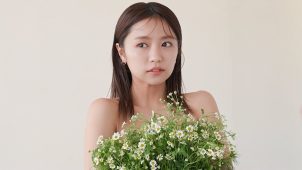 【大原優乃】Fカップ63　2025年カレンダー！4月5日発売！メイキング動画！さまざまな衣装姿を披露！